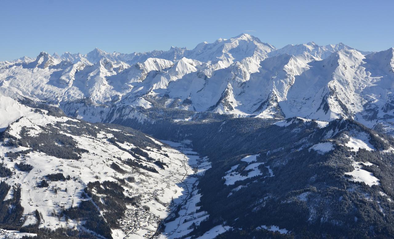 Les Cimes Aparthotel La Clusaz Ngoại thất bức ảnh